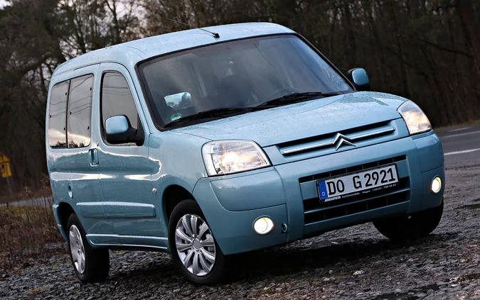 Citroen Berlingo cena 11800 przebieg: 153300, rok produkcji 2006 z Gostynin małe 742